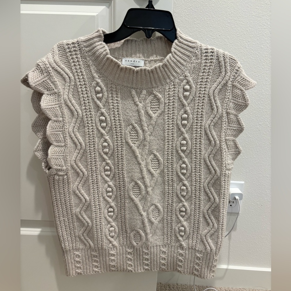 Sandro wool vest Size XS still in excellent condition!